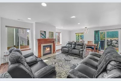 11707 22nd Street SE, Lake Stevens, WA 98258 - Photo 4