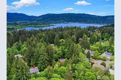 21422 SE 37th Street, Sammamish, WA 98075 - Photo 36