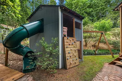 21422 SE 37th Street, Sammamish, WA 98075 - Photo 30
