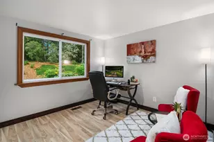 21422 SE 37th St, Sammamish, WA 98075 - Photo 24