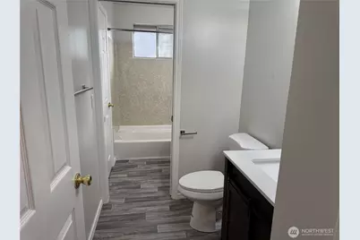 16518 NE 85th Street, Redmond, WA 98052 - Photo 18