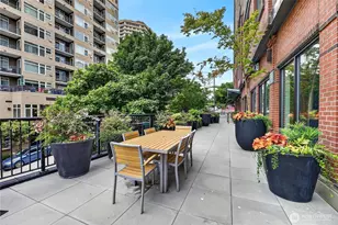 2721 1st Ave, Seattle, WA 98121 - Photo 32