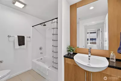 2721 1st Avenue #409, Seattle, WA 98121 - Photo 16