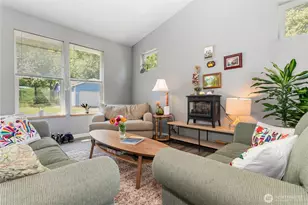 115 N 34th St, Bellingham, WA 98225 - Photo 4