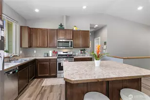 115 N 34th St, Bellingham, WA 98225 - Photo 10