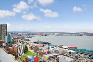 121 Vine St, Seattle, WA 98121 - Photo 24