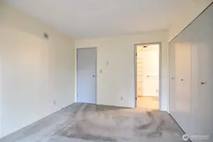 121 Vine St, Seattle, WA 98121 - Photo 12