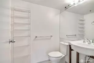 121 Vine St, Seattle, WA 98121 - Photo 14