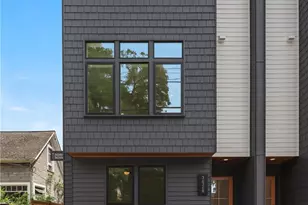 3636 Greenwood Ave N, Seattle, WA 98103 - Photo 2