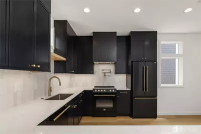 3636 Greenwood Avenue N #B, Seattle, WA 98103 - Photo 12