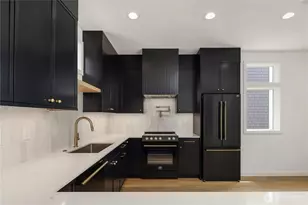 3636 Greenwood Ave N, Seattle, WA 98103 - Photo 12