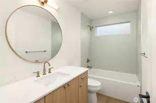 3636 Greenwood Ave N, Seattle, WA 98103 - Photo 14