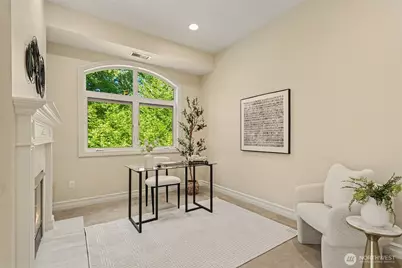 10398 NE 17 Street #204, Bellevue, WA 98004 - Photo 8