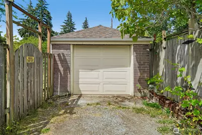3004 SW Barton Street, Seattle, WA 98126 - Photo 36
