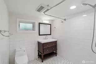 3004 SW Barton St, Seattle, WA 98126 - Photo 16