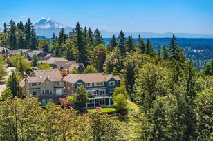13907 SE 81st Pl, Newcastle, WA 98059 - Photo 4