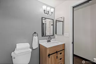 940 Hillandale Dr E, Port Orchard, WA 98366 - Photo 22