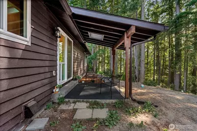940 Hillandale Drive E, Port Orchard, WA 98366 - Photo 26
