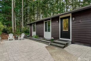 940 Hillandale Dr E, Port Orchard, WA 98366 - Photo 2
