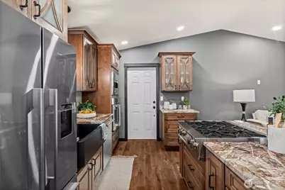 940 Hillandale Drive E, Port Orchard, WA 98366 - Photo 14
