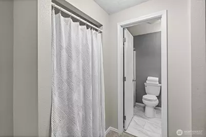 940 Hillandale Drive E, Port Orchard, WA 98366 - Photo 20