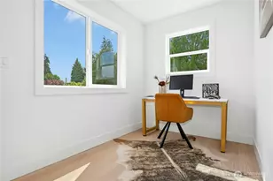 9240 Dayton Ave N, Seattle, WA 98103 - Photo 20