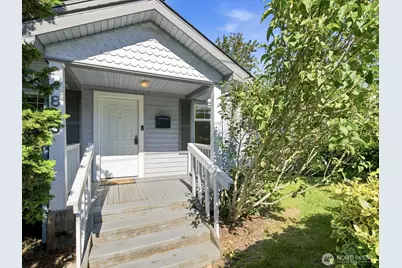 803 S 10th Street, Mount Vernon, WA 98274 - Photo 1
