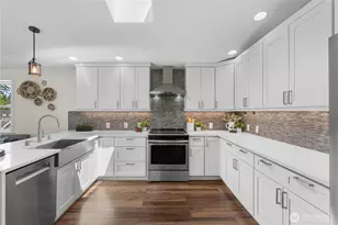 12032 38th Ave NE, Seattle, WA 98125 - Photo 4