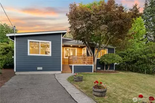 12032 38th Ave NE, Seattle, WA 98125 - Photo 1