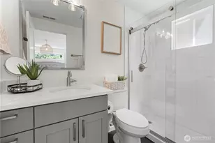 12032 38th Ave NE, Seattle, WA 98125 - Photo 20
