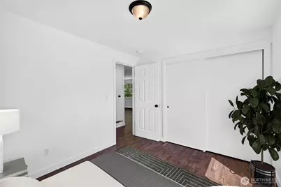 12302 7th Place SW, Seattle, WA 98146 - Photo 24