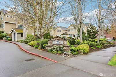 11875 SE 4th Place #701, Bellevue, WA 98005 - Photo 2