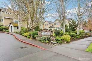11875 SE 4th Pl, Bellevue, WA 98005 - Photo 2