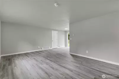 14314 127th Avenue E, Puyallup, WA 98374 - Photo 2