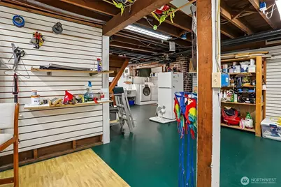 7047 27th Avenue NW, Seattle, WA 98117 - Photo 32