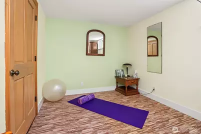 7047 27th Avenue NW, Seattle, WA 98117 - Photo 28