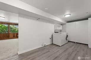 14910 SE 49th St, Bellevue, WA 98006 - Photo 20