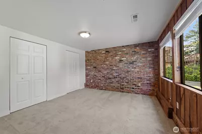 14910 SE 49th Street, Bellevue, WA 98006 - Photo 18