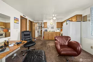 9810 Chandler St S, Tacoma, WA 98444 - Photo 4