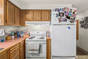 9810 Chandler St S, Tacoma, WA 98444 - Photo 18