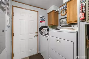 9810 Chandler St S, Tacoma, WA 98444 - Photo 10