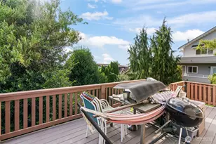 4707 Phinney Ave N, Seattle, WA 98103 - Photo 10