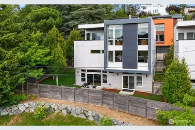 5022 Puget Boulevard SW, Seattle, WA 98106 - Photo 2
