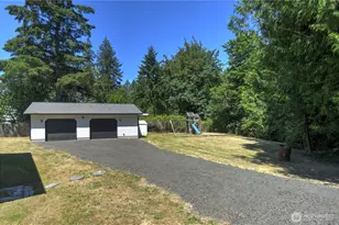 7028 Boston Harbor Rd NE, Olympia, WA 98506 - Photo 32