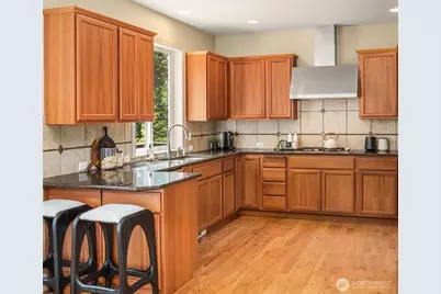 12921 195th Avenue Ct E, Bonney Lake, WA 98391 - Photo 10