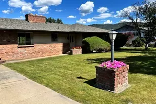 10 Westlake Rd, Oroville, WA 98844 - Photo 1