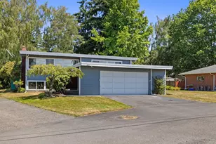 817 Olympic Blvd, Everett, WA 98203 - Photo 1