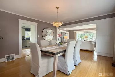 2448 1st Avenue W, Seattle, WA 98119 - Photo 10