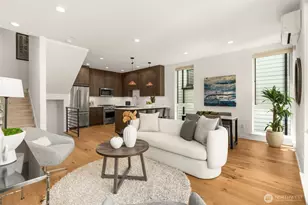 2368 Franklin Ave E, Seattle, WA 98102 - Photo 2