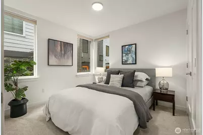 2368 Franklin Avenue E #B, Seattle, WA 98102 - Photo 8